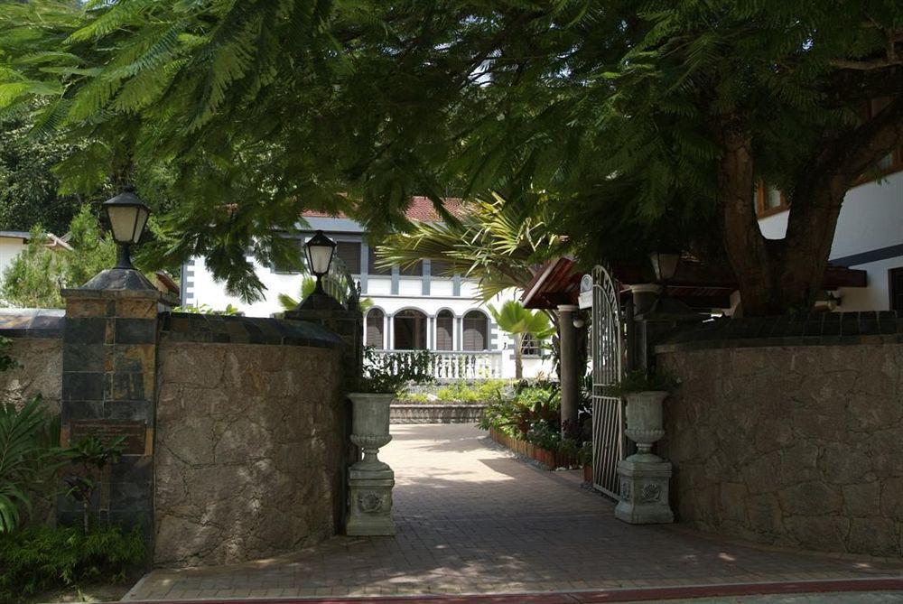 Hotel Chateau St Cloud La Digue Exterior photo